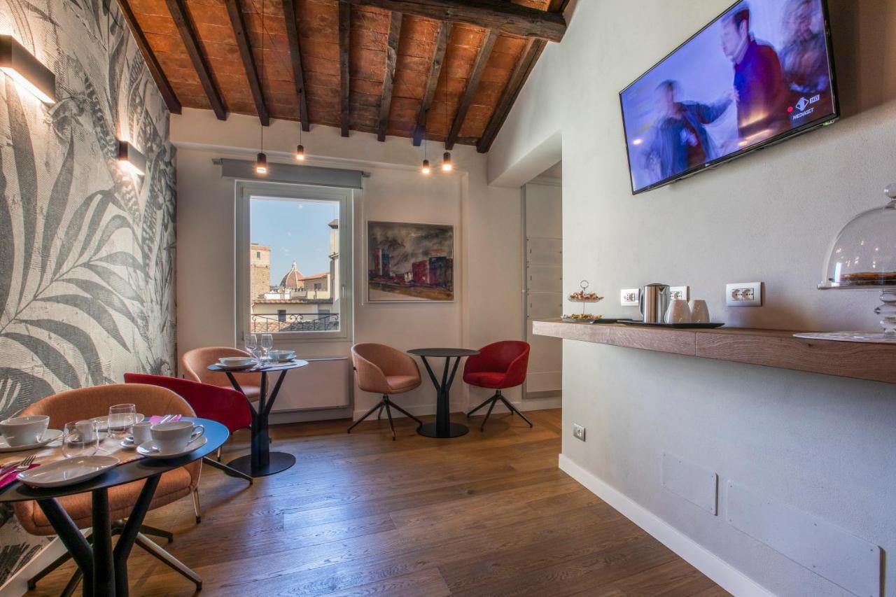 Residenza Benizzi Rooms In The Heart Of Florenz Exterior foto